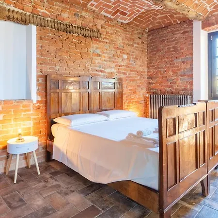 Casa Leonarda 8, Emma Villa