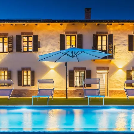 Casa Leonarda 8, Emma 빌라 *