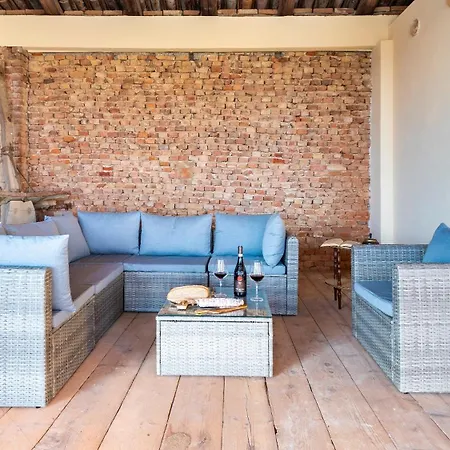 빌라 Casa Leonarda 8, Emma *