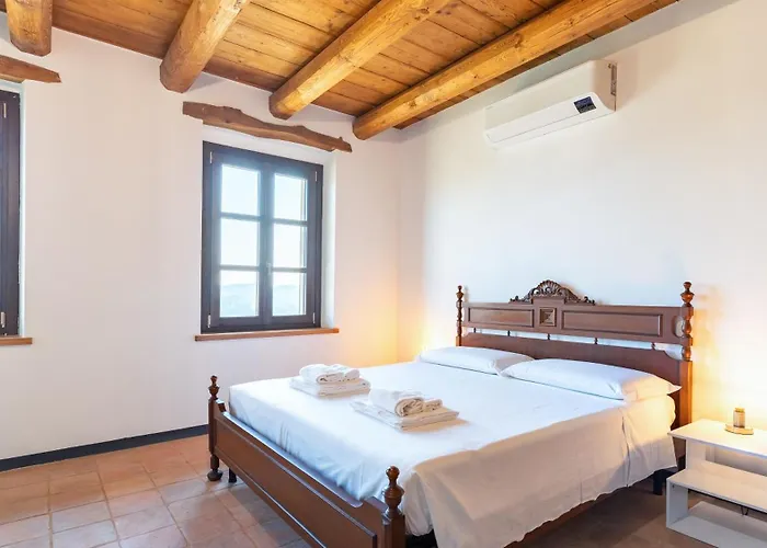 Villa Casa Leonarda 8, Emma *